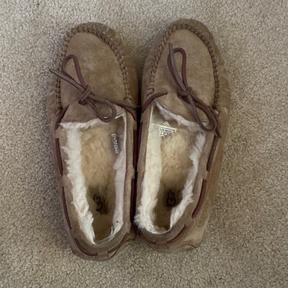 Ugg Dakota Slipper
